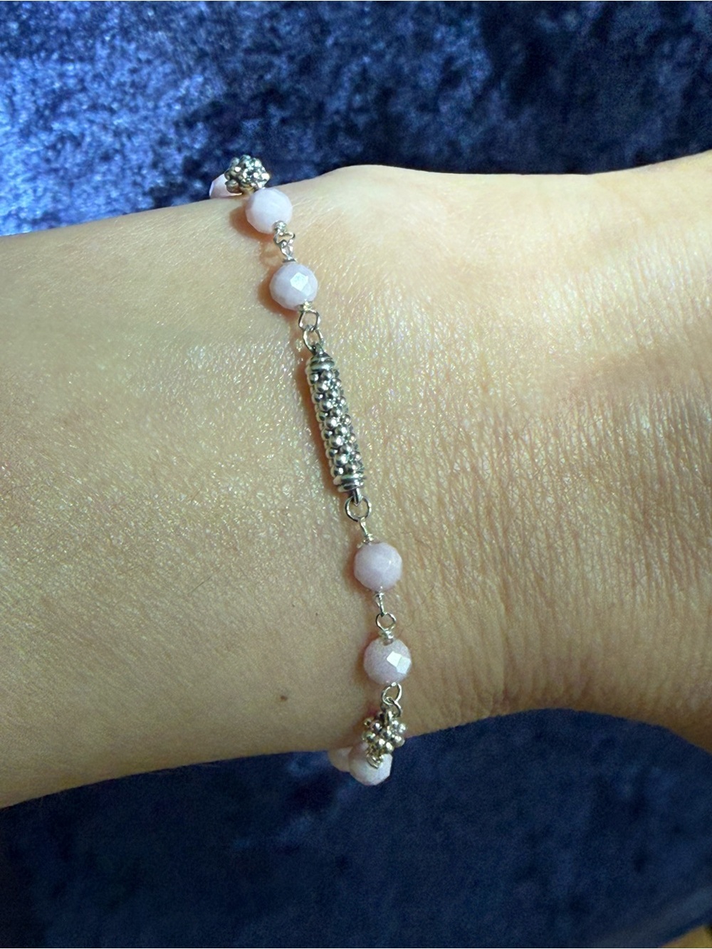 Caviar Icon Pink Beaded Bracelet from Lagos Size S(6)
